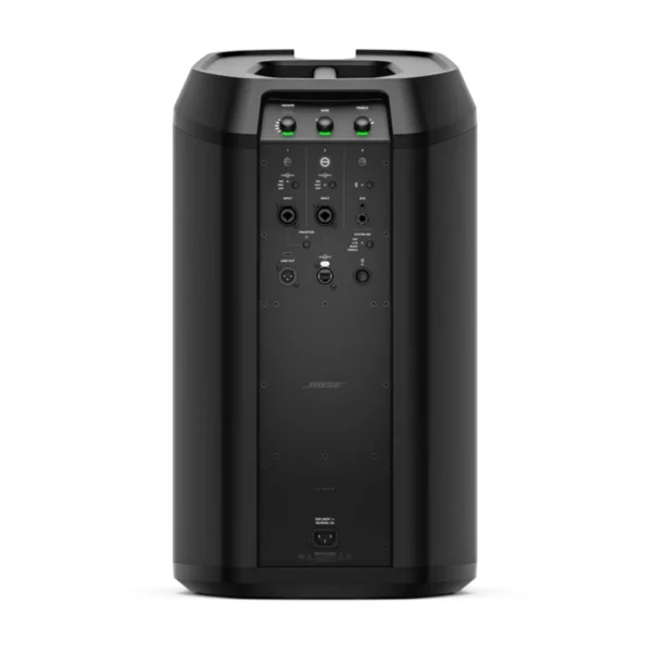 Panneau arrière du Bose L1 Pro16 : mixeur intégré et connectique